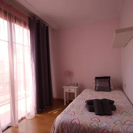 Holiday home Garden & Private Swimming Pool Cho